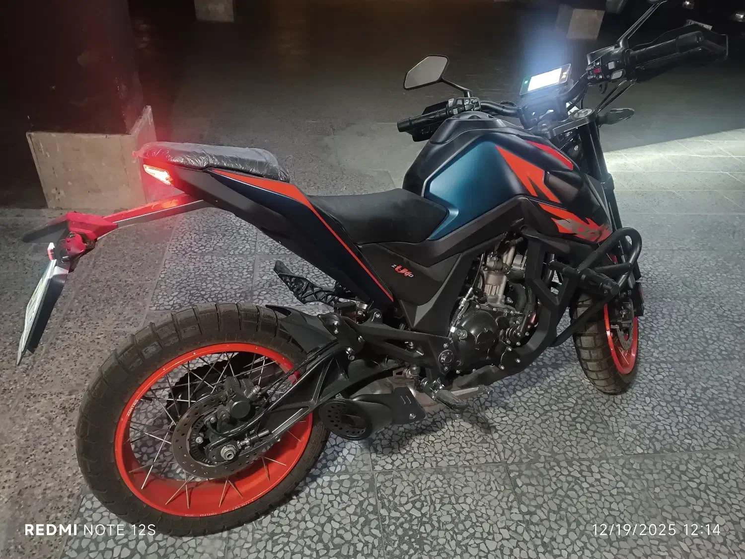 Zontes Z2 200 U1 زونتس|موتورسیکلت|رودهن, |دیوار