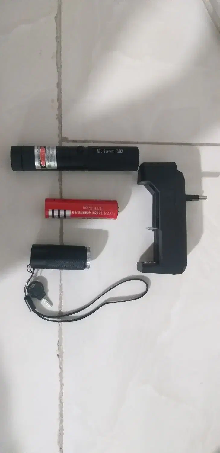 لیزر پوینترML Laser 303|کوهنوردی و کمپینگ|قزوین, |دیوار