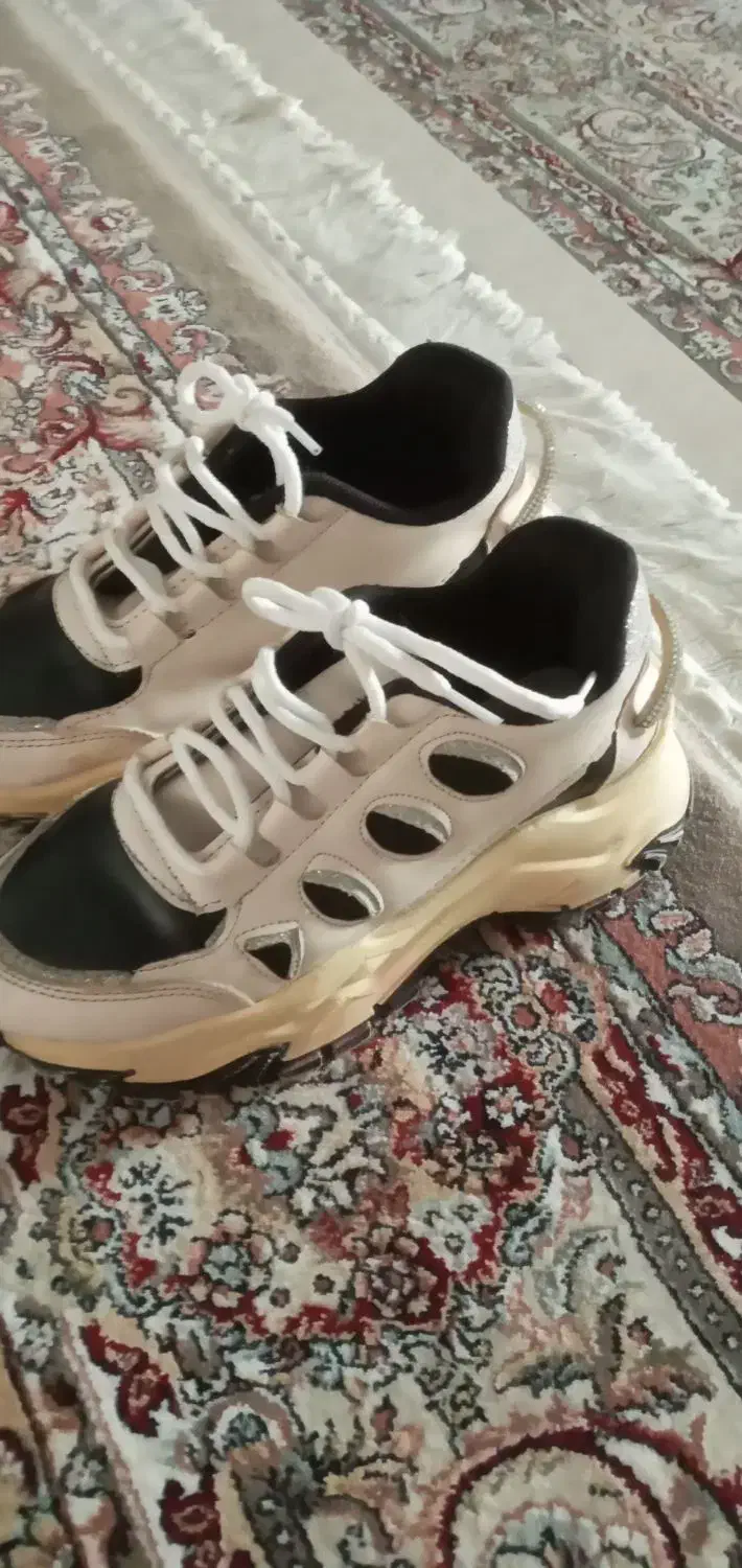 فروش کفش اسپرت درحدنو|کفش و لباس بچه|جوانرود, |دیوار