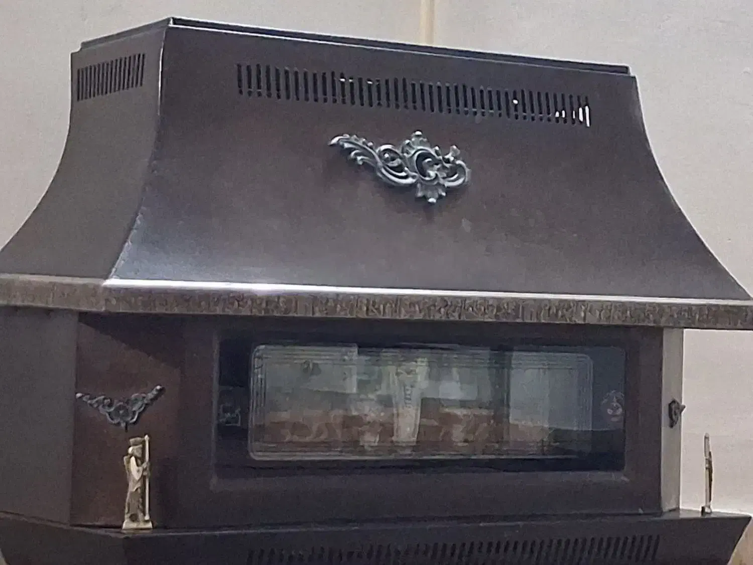 بخاری گازی طرح شومینه سالم|بخاری، هیتر، شومینه|بروجرد, |دیوار