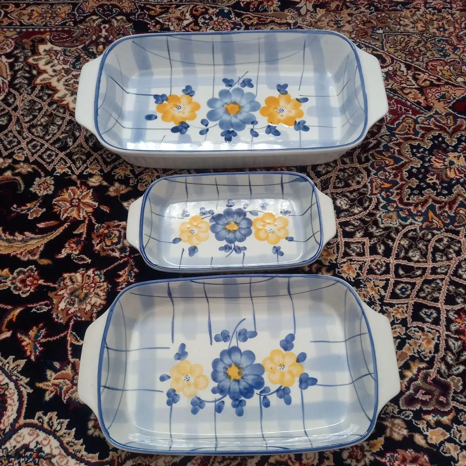 سه تیکه|ظروف سرو و پذیرایی|رشت, دروازه لاکان|دیوار