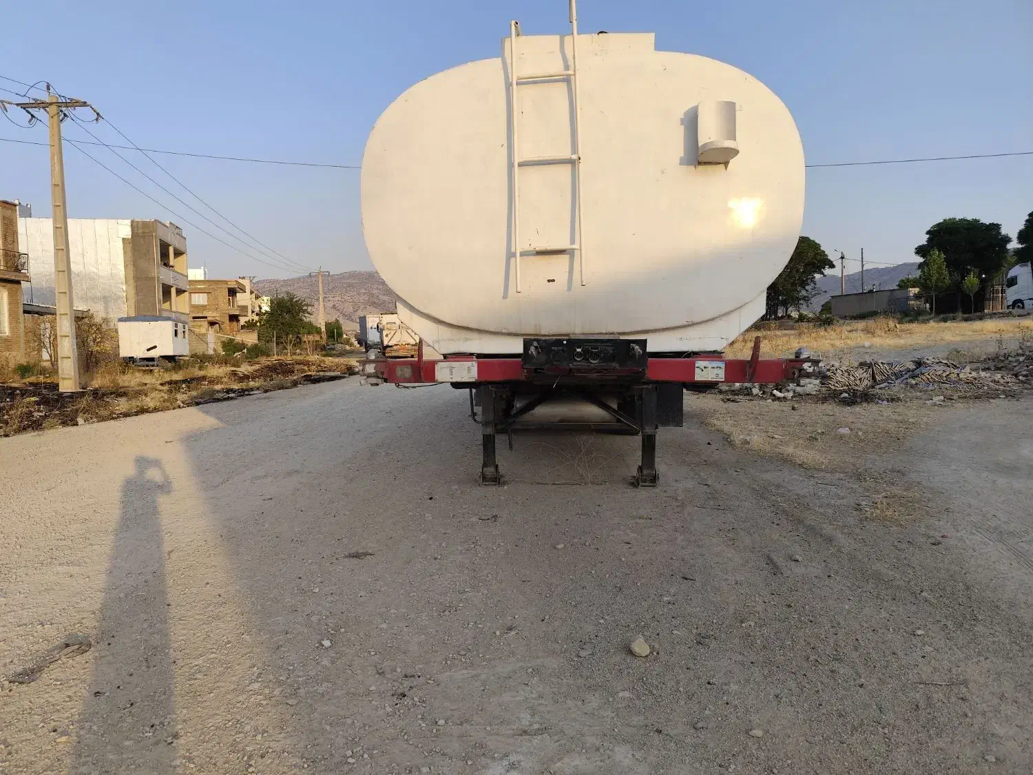 تیغه ماموت کانتینر|خودرو سنگین|گیلان غرب, |دیوار