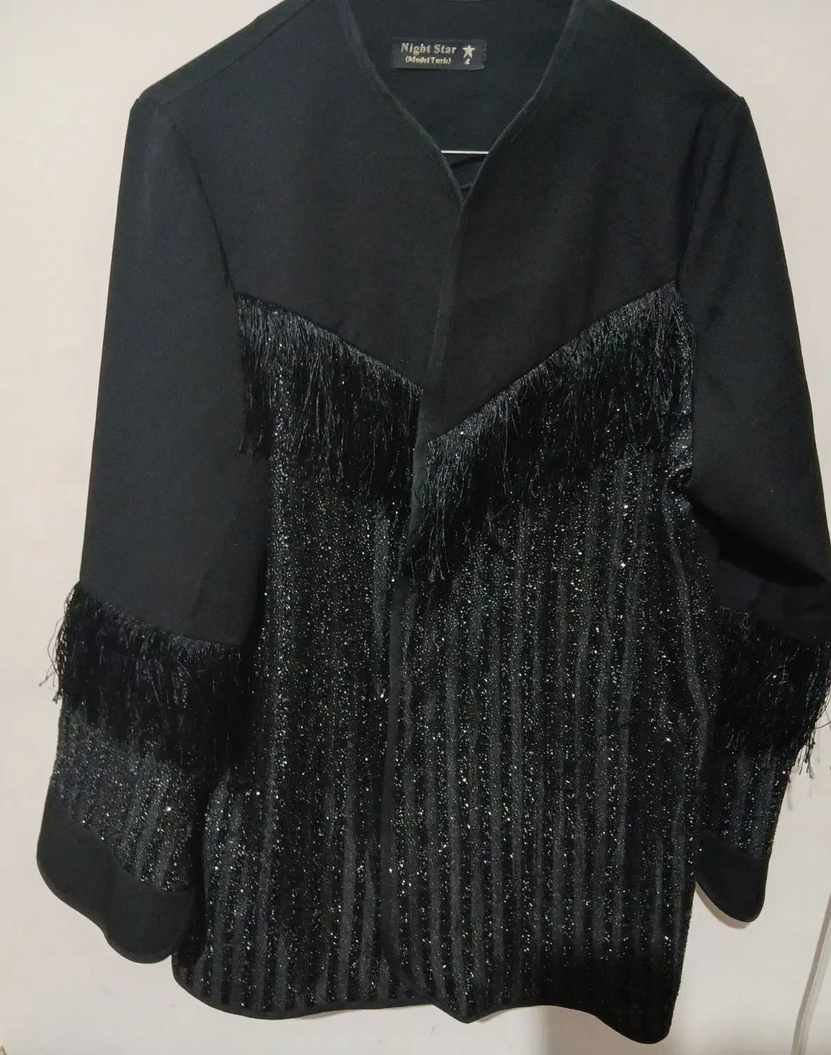 تعدادی مانتو و پالتو و پارچه جهت معاوضه یا فروش|لباس|فردیس, شهرک ارم|دیوار