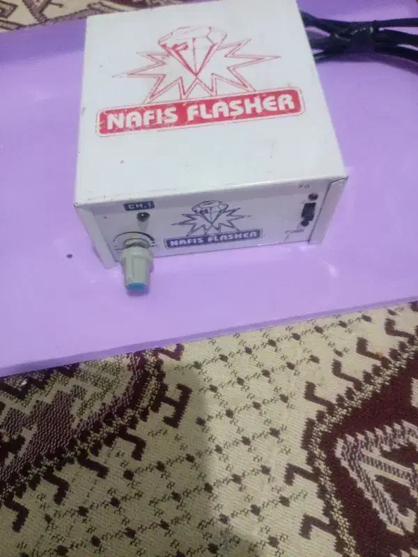 رقص نور|ریسه و چراغ تزئینی|گلبهار, شهر جدید گلبهار|دیوار