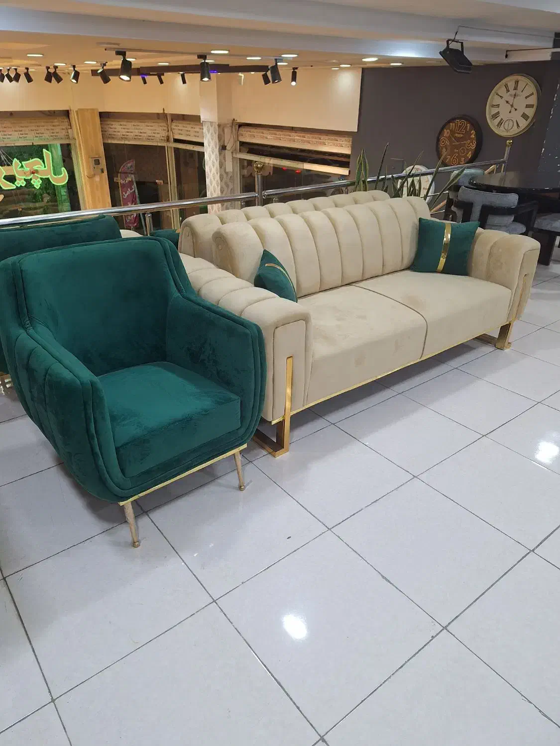 مبل پایه فلزی محکم مدل لینا|مبلمان خانگی و میز عسلی|مشکیندشت, |دیوار