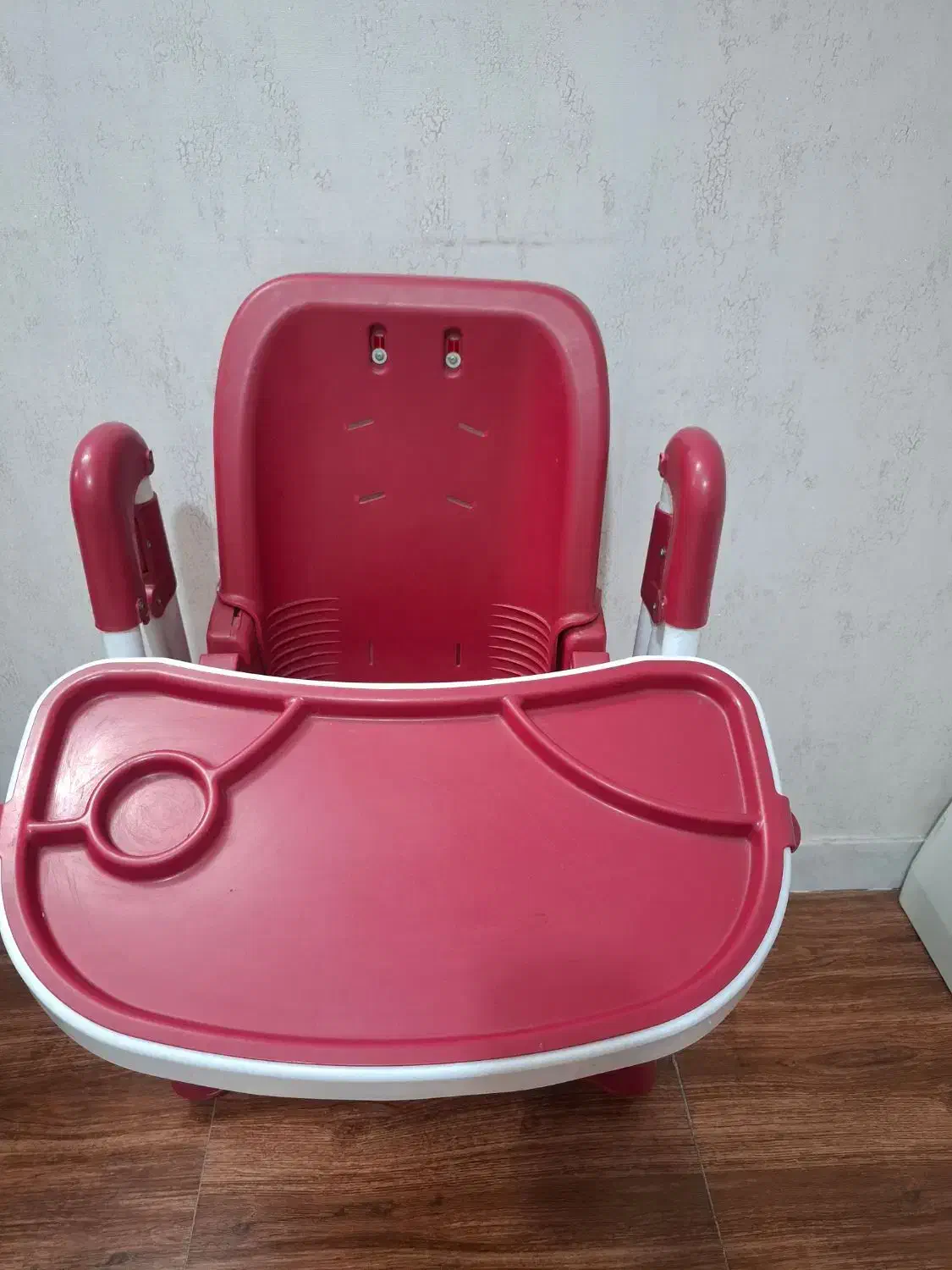 صندلی غذا کودک|تخت و صندلی بچه|باقرشهر, |دیوار