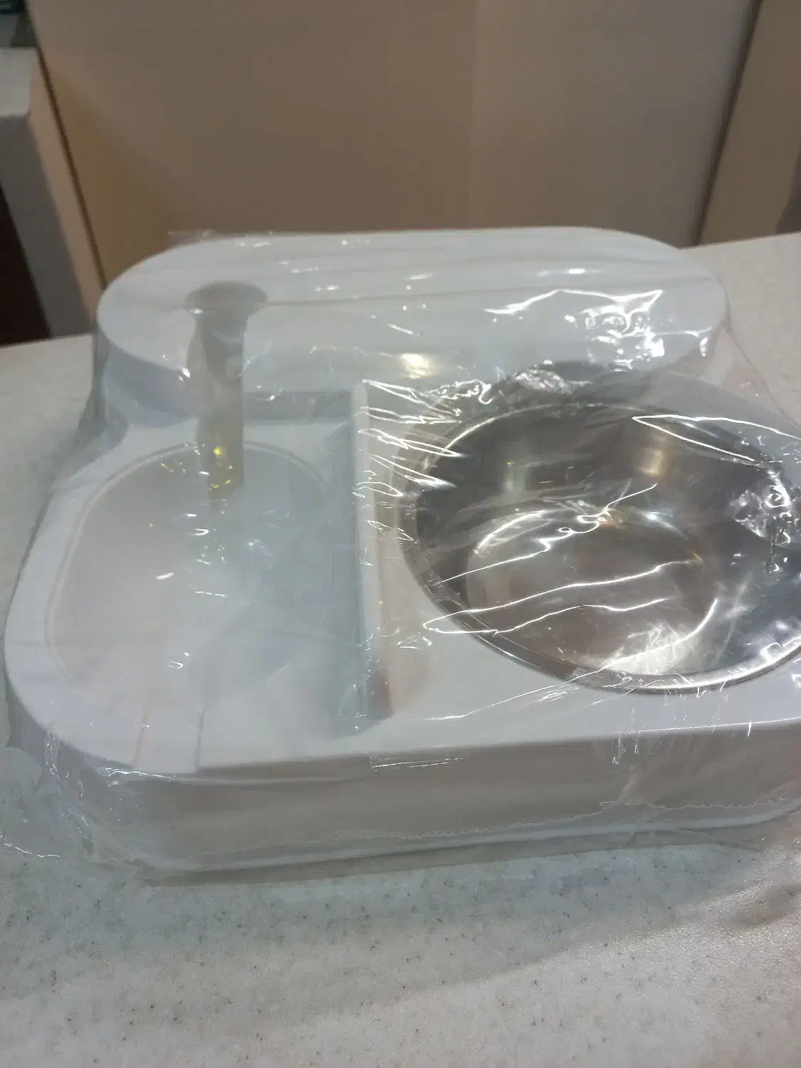 ظرف اب و غذای گربه خارجی و اکبند|لوازم جانبی حیوانات|اصفهان, باغ زرشک|دیوار