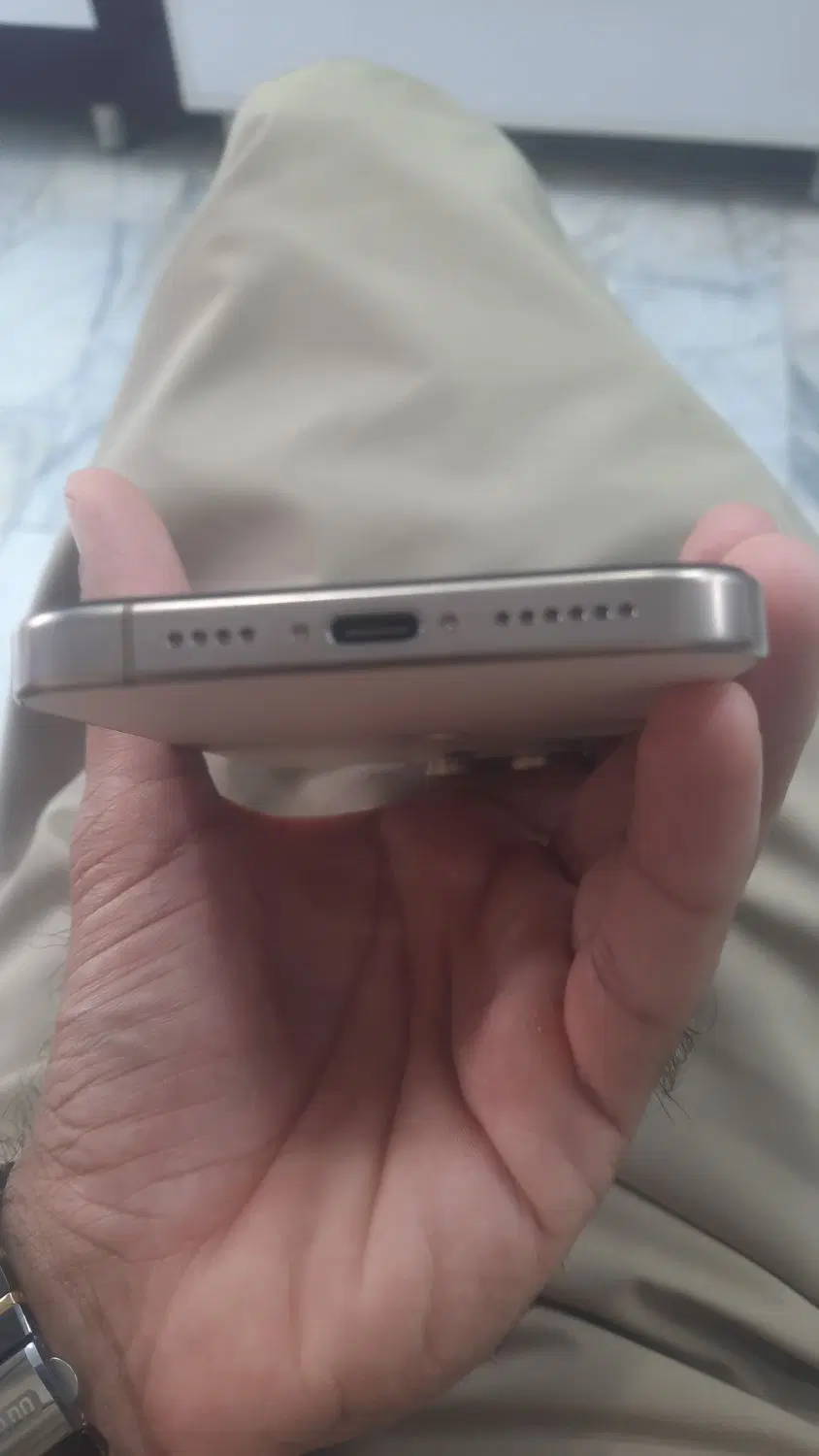 16promax|موبایل|سراوان, |دیوار