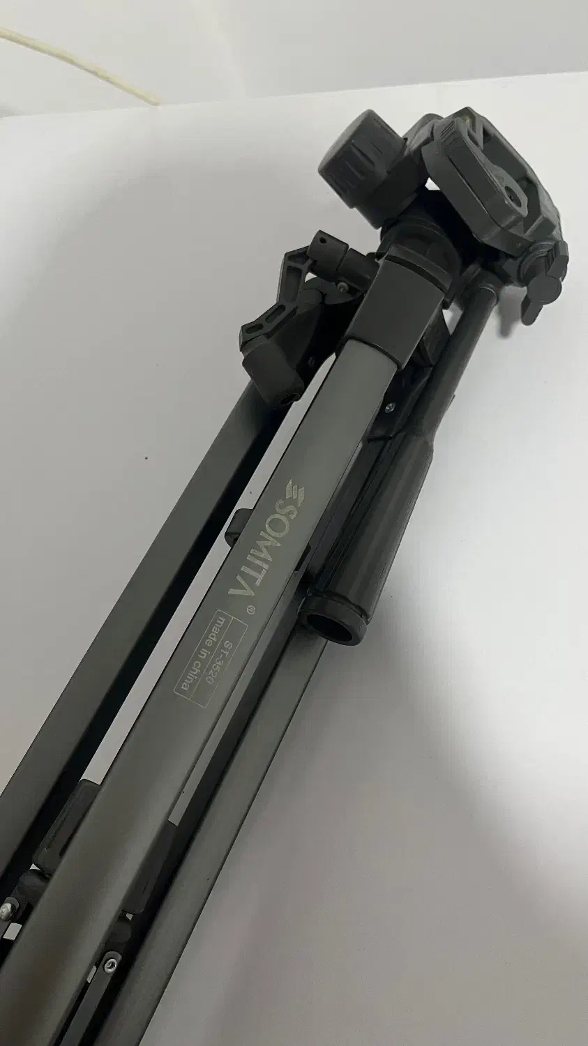 دوربین Nikon D5200 + لنز 18-55 VR + لوازم کامل|دوربین عکاسی و فیلمبرداری|گرگان, |دیوار