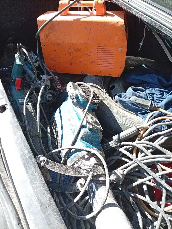 جوشکاری سیار وپیکور.|خدمات پیشه و مهارت|بم, |دیوار