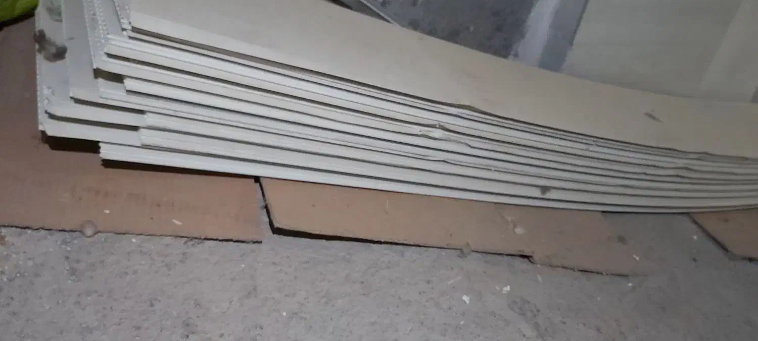 ۲۵ متر مربع  پی وی سی در حد نو|مصالح و تجهیزات ساختمان|شهرکرد, |دیوار