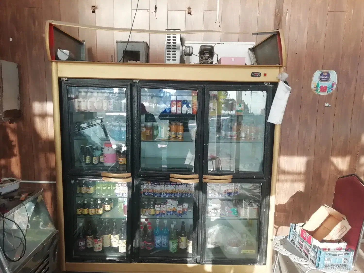 یخچال ویترینی تمیز|یخچال و فریزر|سبزوار, قصبه شرقی|دیوار