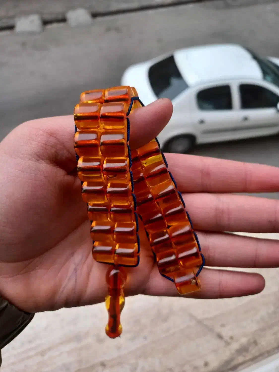 تسبیح سندلوس زازا روسی|کلکسیون اشیاء عتیقه|اردبیل, |دیوار