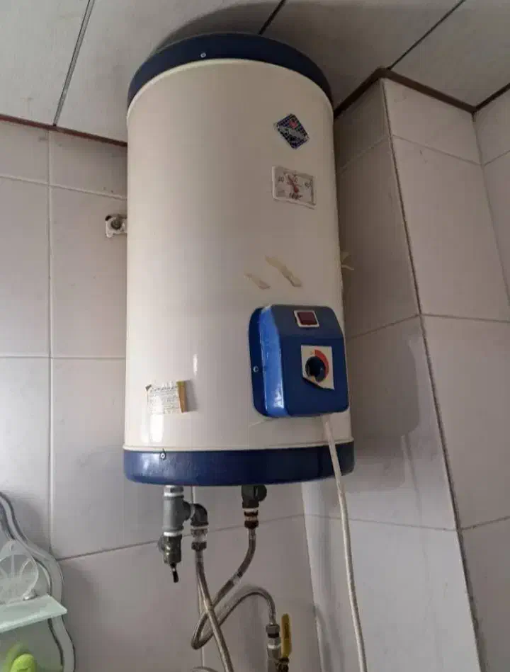 تعمیرکار تعمیر وایمنسازی آبگرمکن برقی در منزل شما|خدمات پیشه و مهارت|بندرعباس, |دیوار