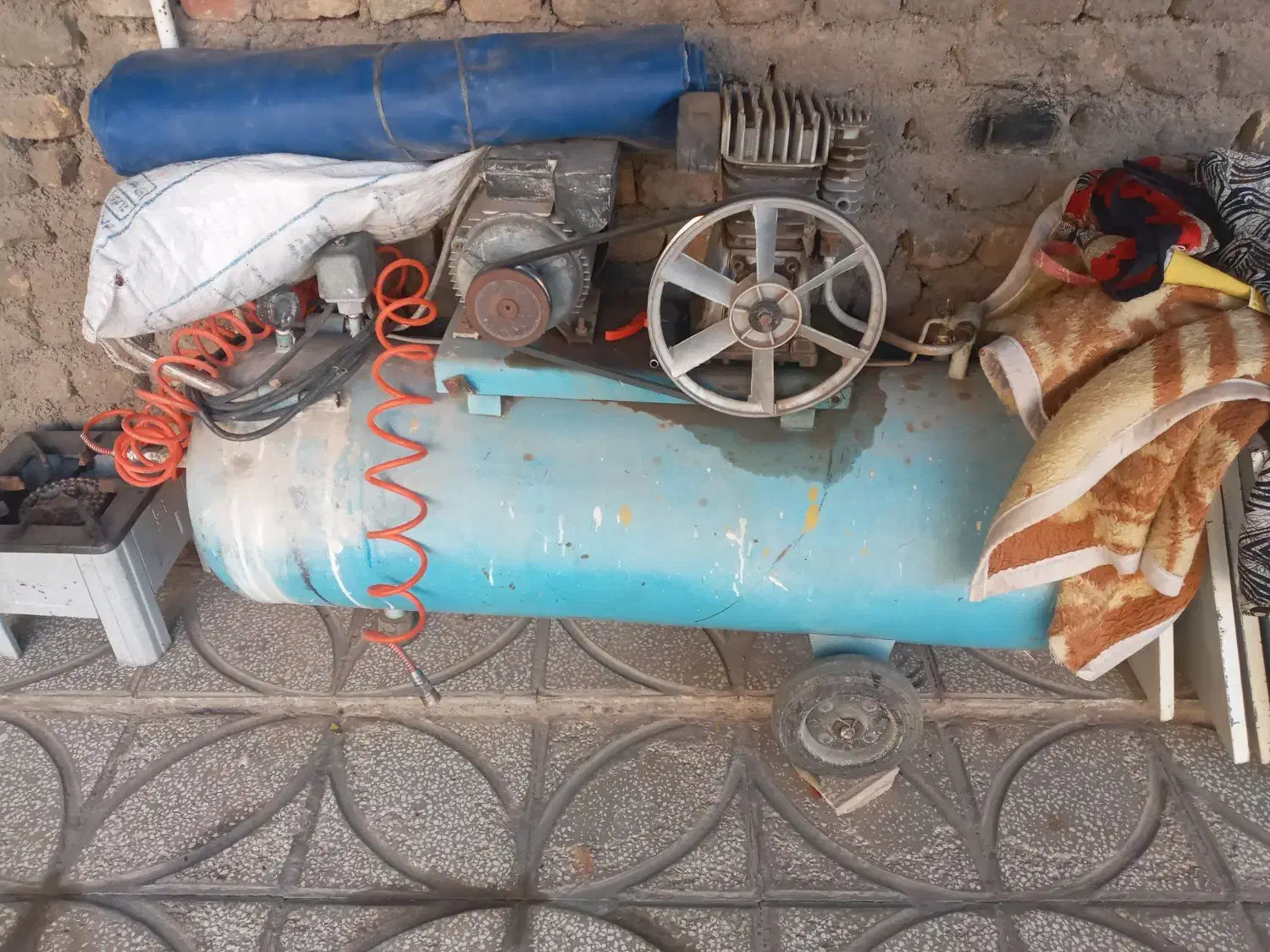 پمپ باد|ماشین‌آلات صنعتی|قائن, |دیوار