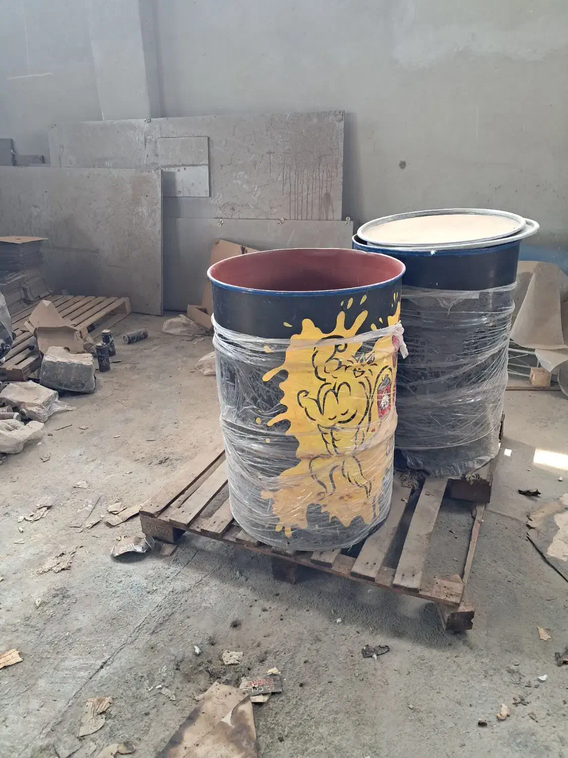 بشکه آهنی 200 لیتری دیزاین|مصالح و تجهیزات ساختمان|شهریار, رزکان|دیوار