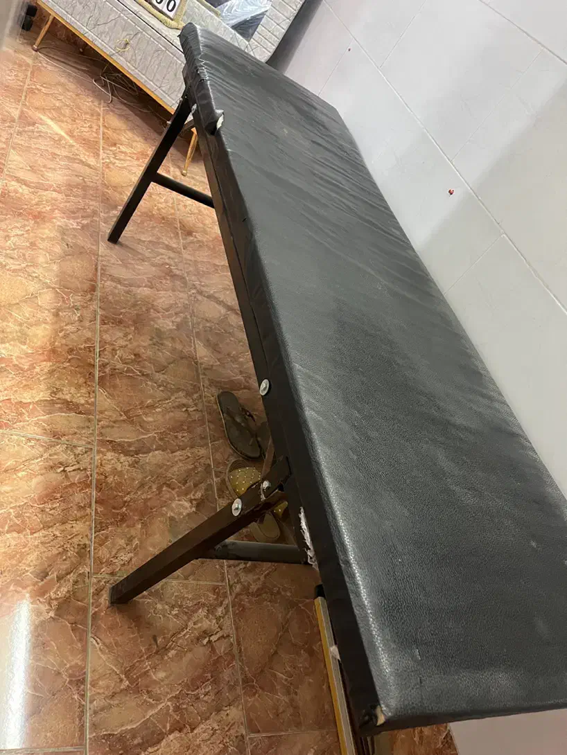 آینه کنسول|آرایشگاه و سالن‌های زیبایی|نهبندان, |دیوار