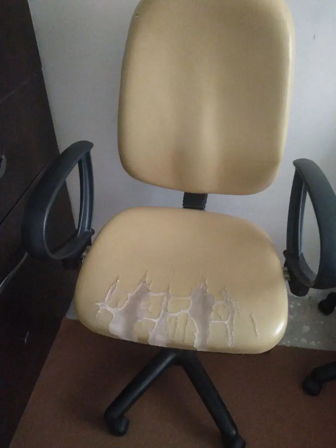 صندلی چرخدار کامپیوتر|صندلی و نیمکت|محمدیه-قزوین, |دیوار