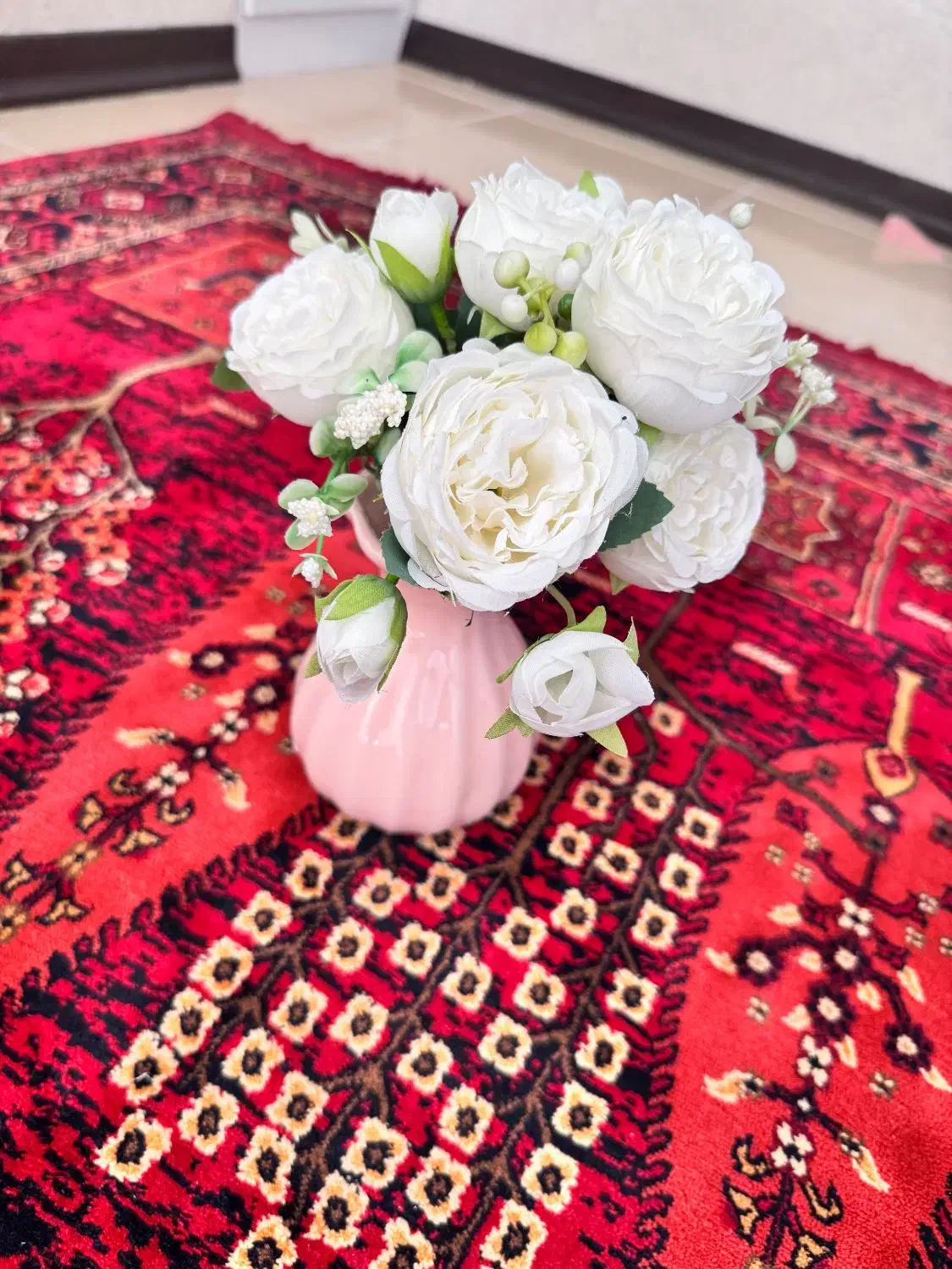 گل مصنوعی زیبا نوی نو|گل مصنوعی|نجفآباد, گلدشت|دیوار