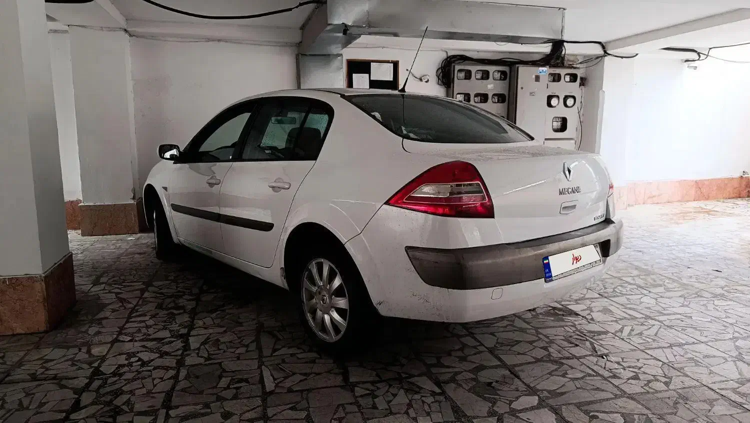 رنو مگان مدل ۹۲ کم کارکرد و فنی سالم|خودرو سواری و وانت|بابل, |دیوار