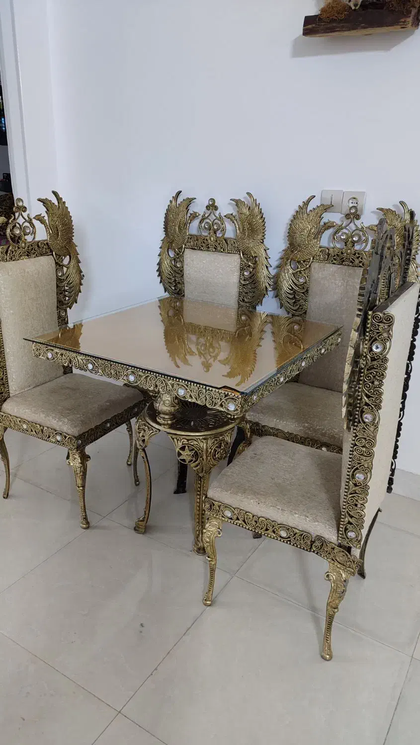 میز نهار خوری برنز ۴ نفره|میز و صندلی غذاخوری|زاهدان, |دیوار