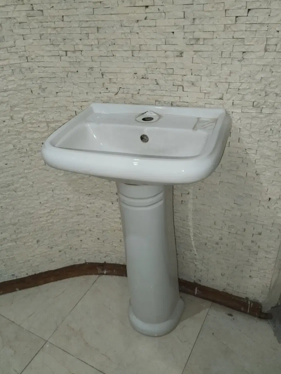 روشویی با پایه|لوازم سرویس بهداشتی|تهران, تهرانسر مرکزی|دیوار