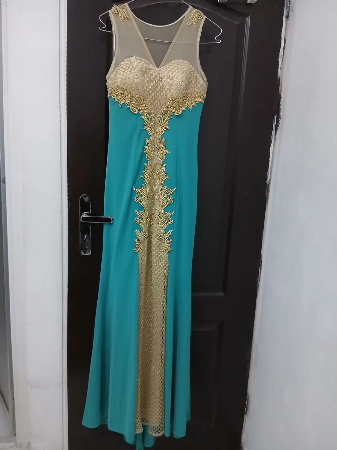 پیرهن مجلسی|لباس|پاکدشت, پاکدشت (مامازند)|دیوار