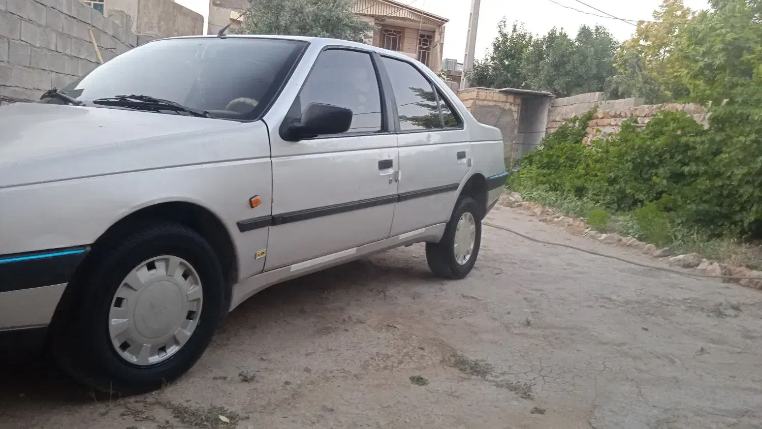 405گیژ وسط فرانسه|خودرو سواری و وانت|خرم‌آباد, |دیوار