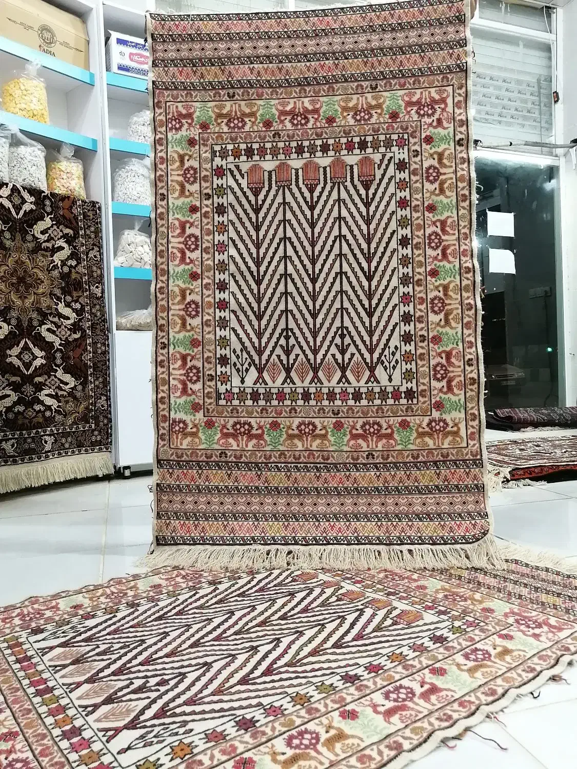 قالیچه دستبافت|فرش|مشهد, سرافرازان|دیوار