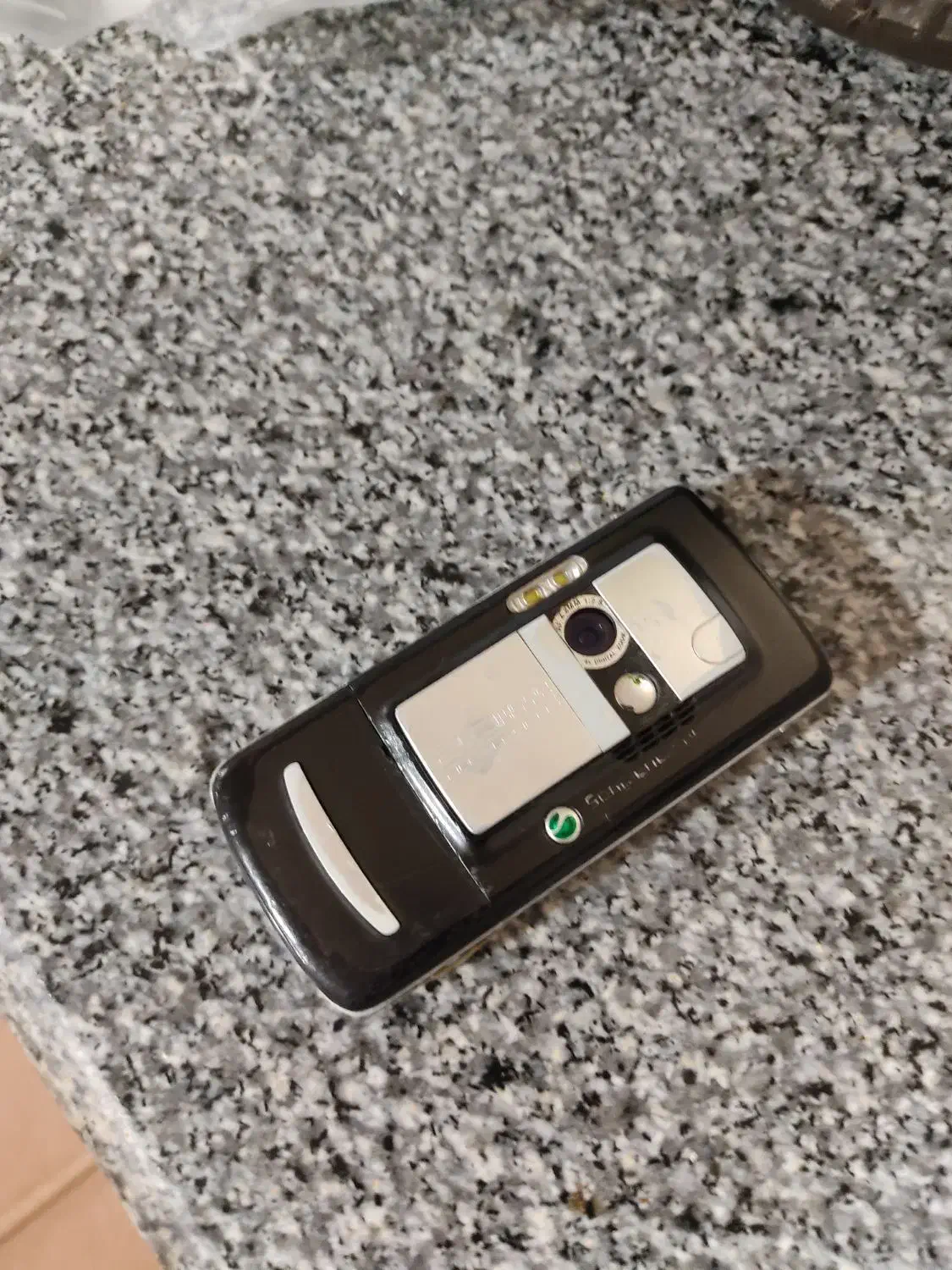 گوشی k850i فقط باطری ندارد|موبایل|سلماس, |دیوار