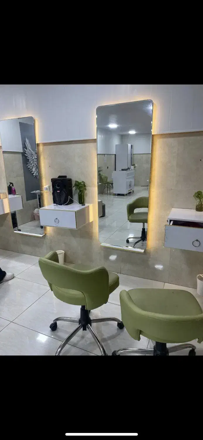 فروش لوازم سالن در حد نو|آرایشگاه و سالن‌های زیبایی|رشت, گیل|دیوار