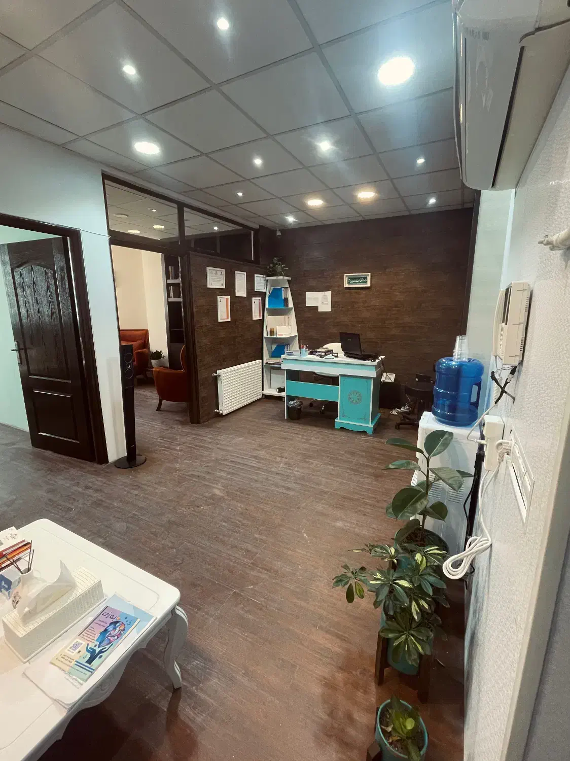 استخدام منشی خانم جهت مرکز مشاوره|استخدام اداری و مدیریت|کرمانشاه, |دیوار