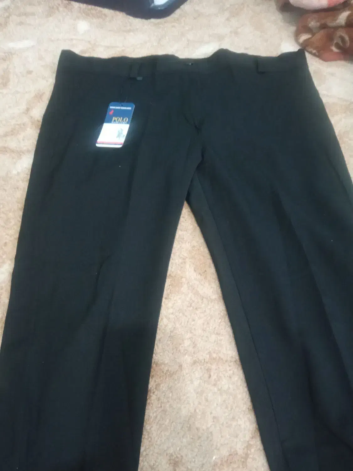 لباس زنانه|لباس|شاهینشهر, فدک|دیوار