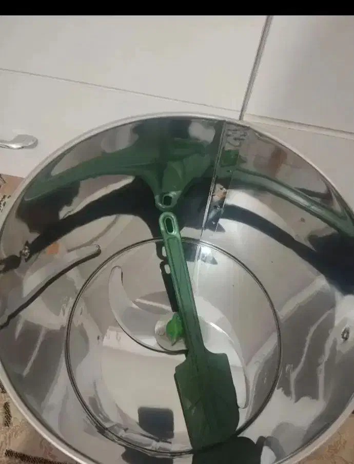 سبزی خرد کن|خردکن، آسیاب، غذاساز|تربت جام, میان جام|دیوار