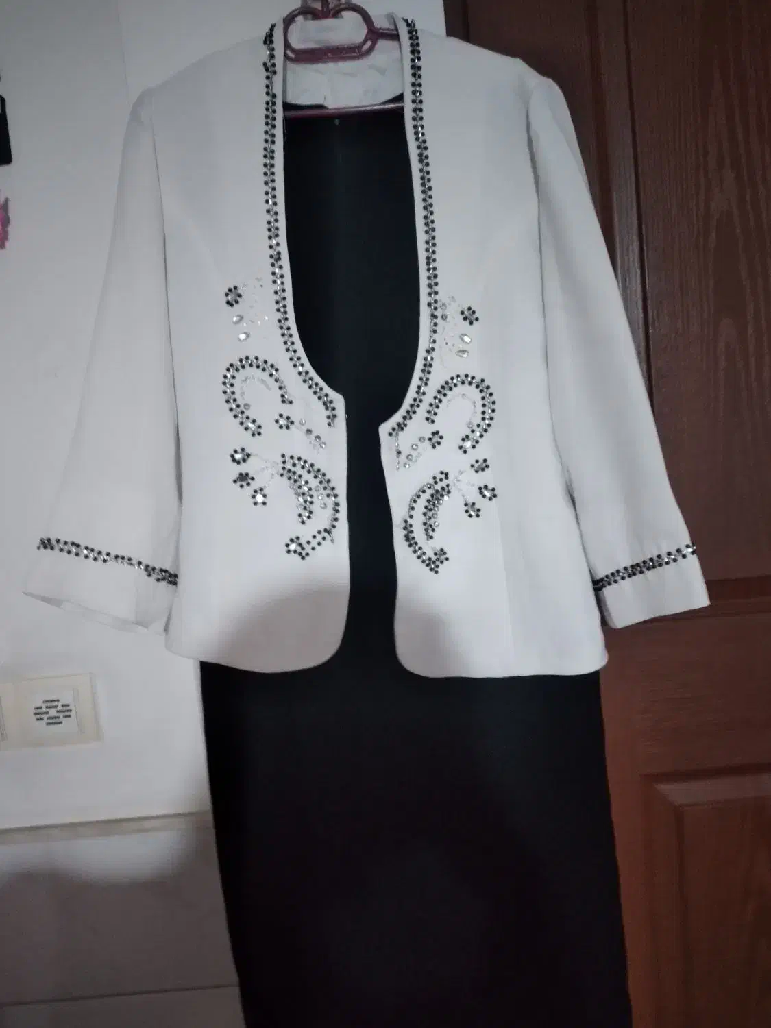 کت سارافون مجلسی|لباس|کاشان, باهنر|دیوار