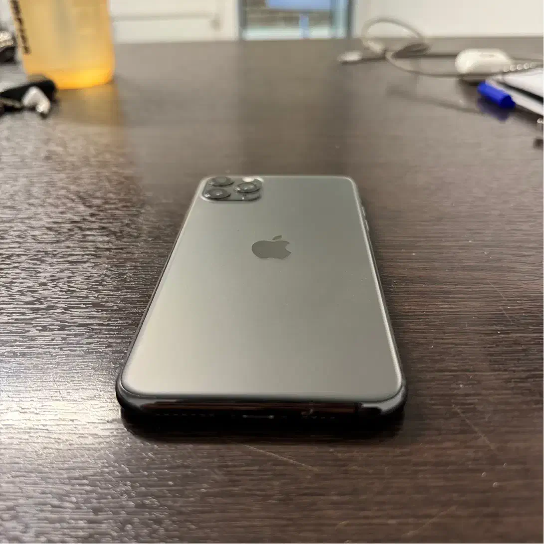 آیفون ۱۱ پرو مکس ۶۴ مشکی iphone 11promax 64 zaa|موبایل|تهران, سعادت‌آباد|دیوار