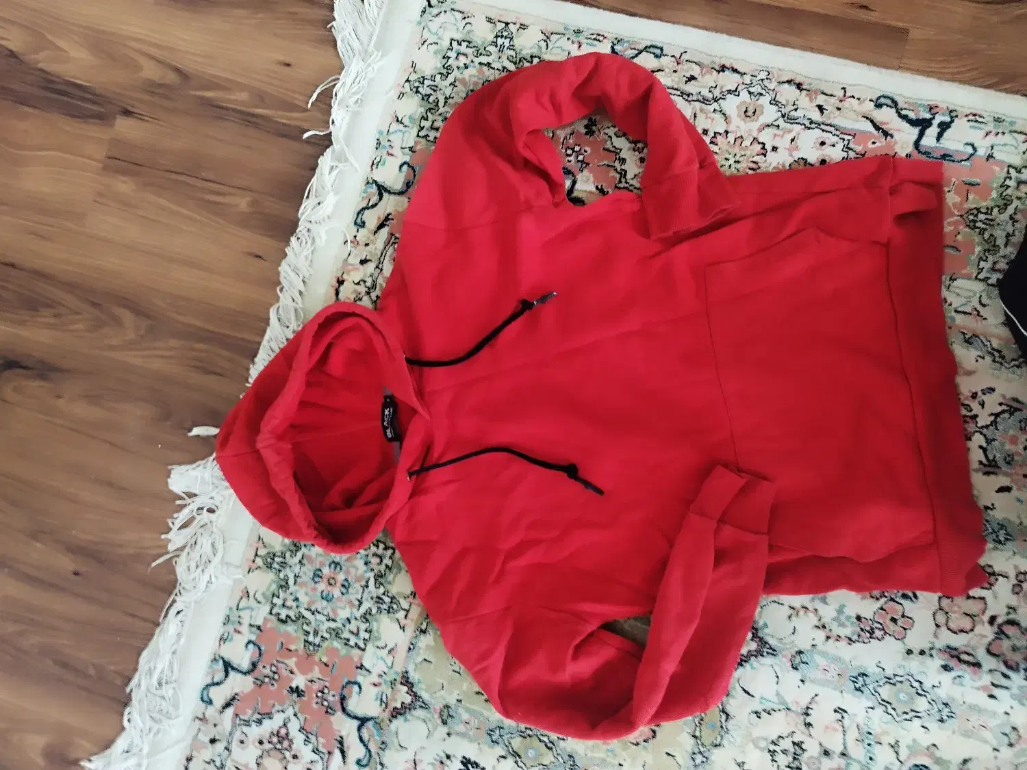 هودی و سویشرت|لباس|رشت, فلسطین|دیوار