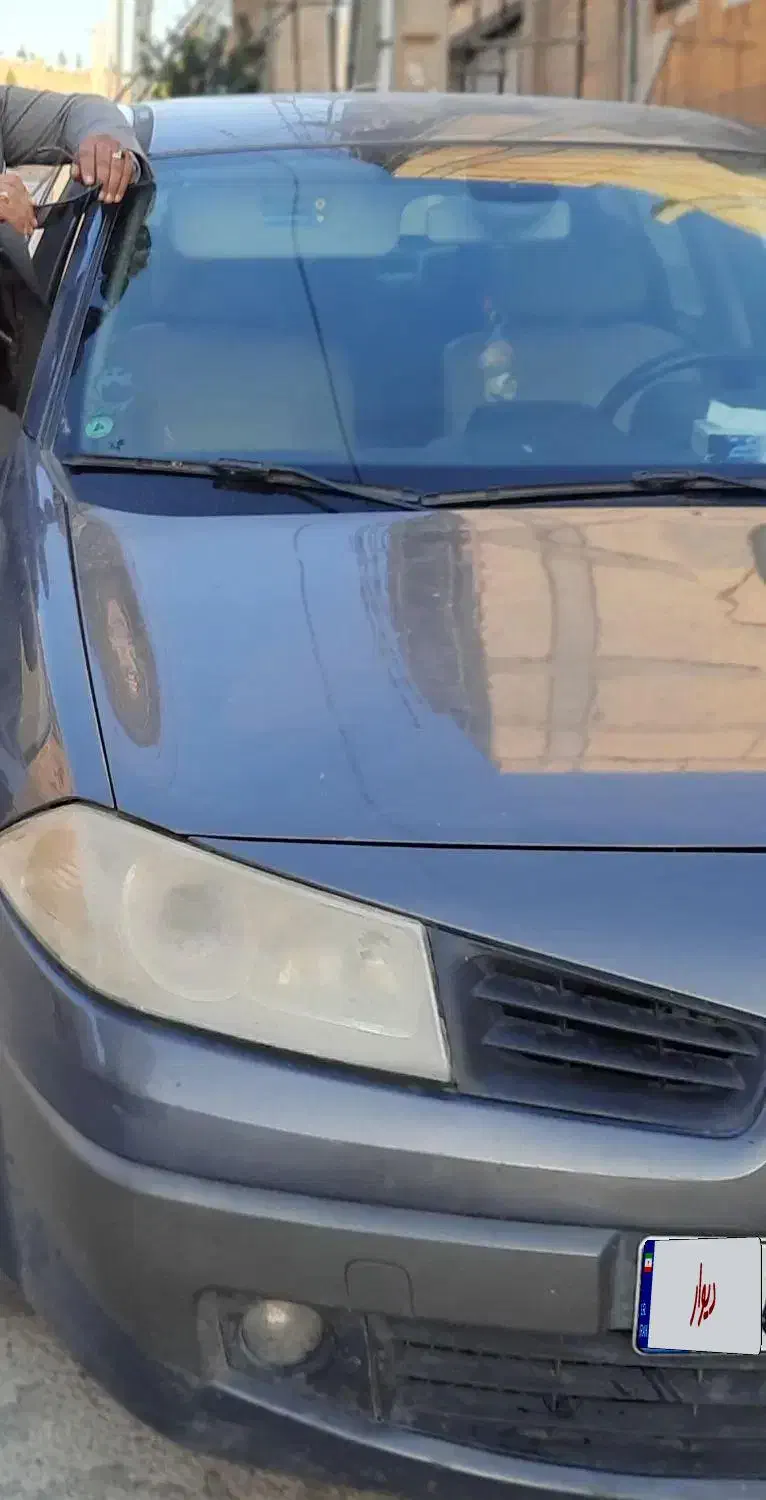 مگان پارس خودرویی اتوماتیک ۲۰۰۰ کارمندی|خودرو سواری و وانت|کرمانشاه, |دیوار