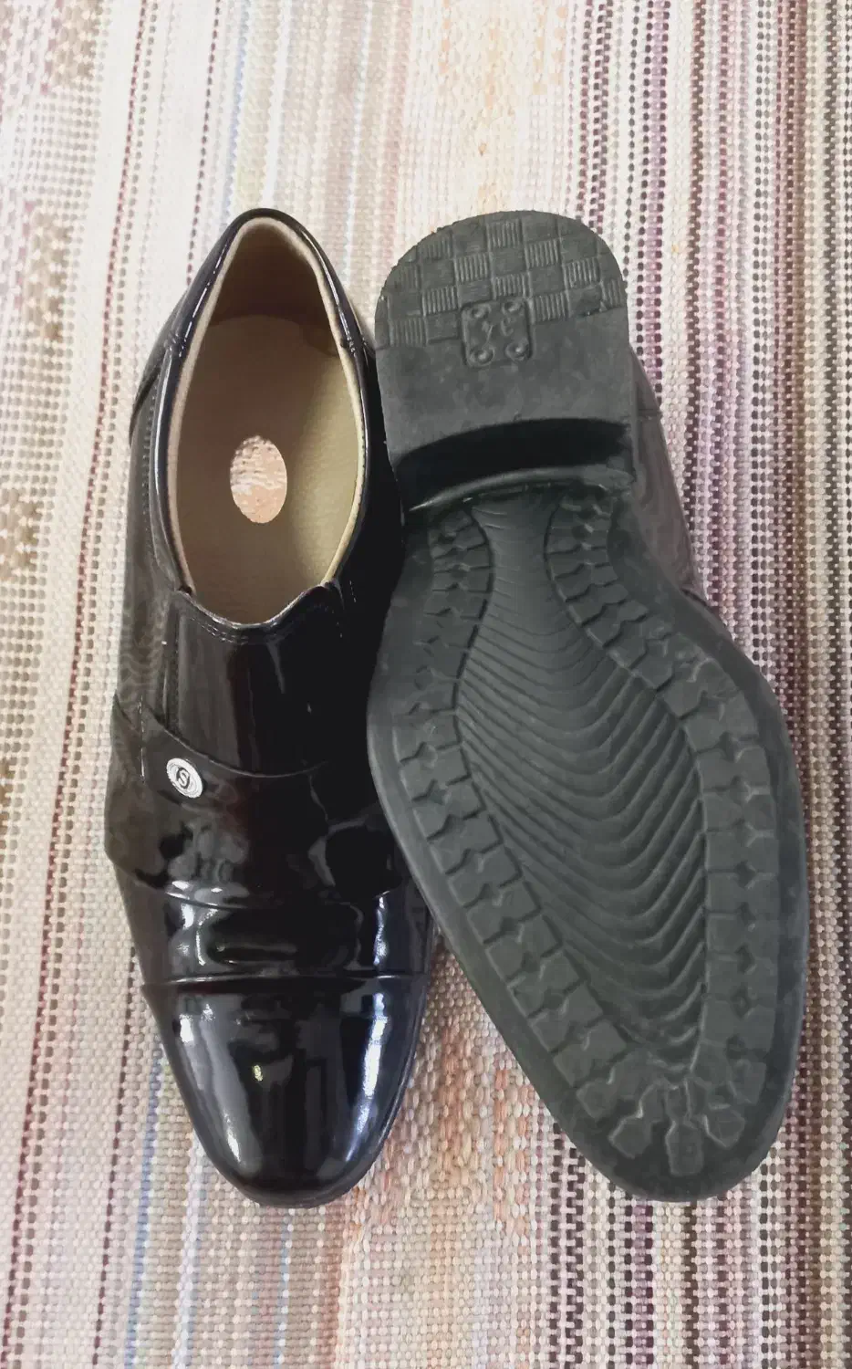 کفش|کفش و لباس بچه|تهران, قصر فیروزه ۱|دیوار