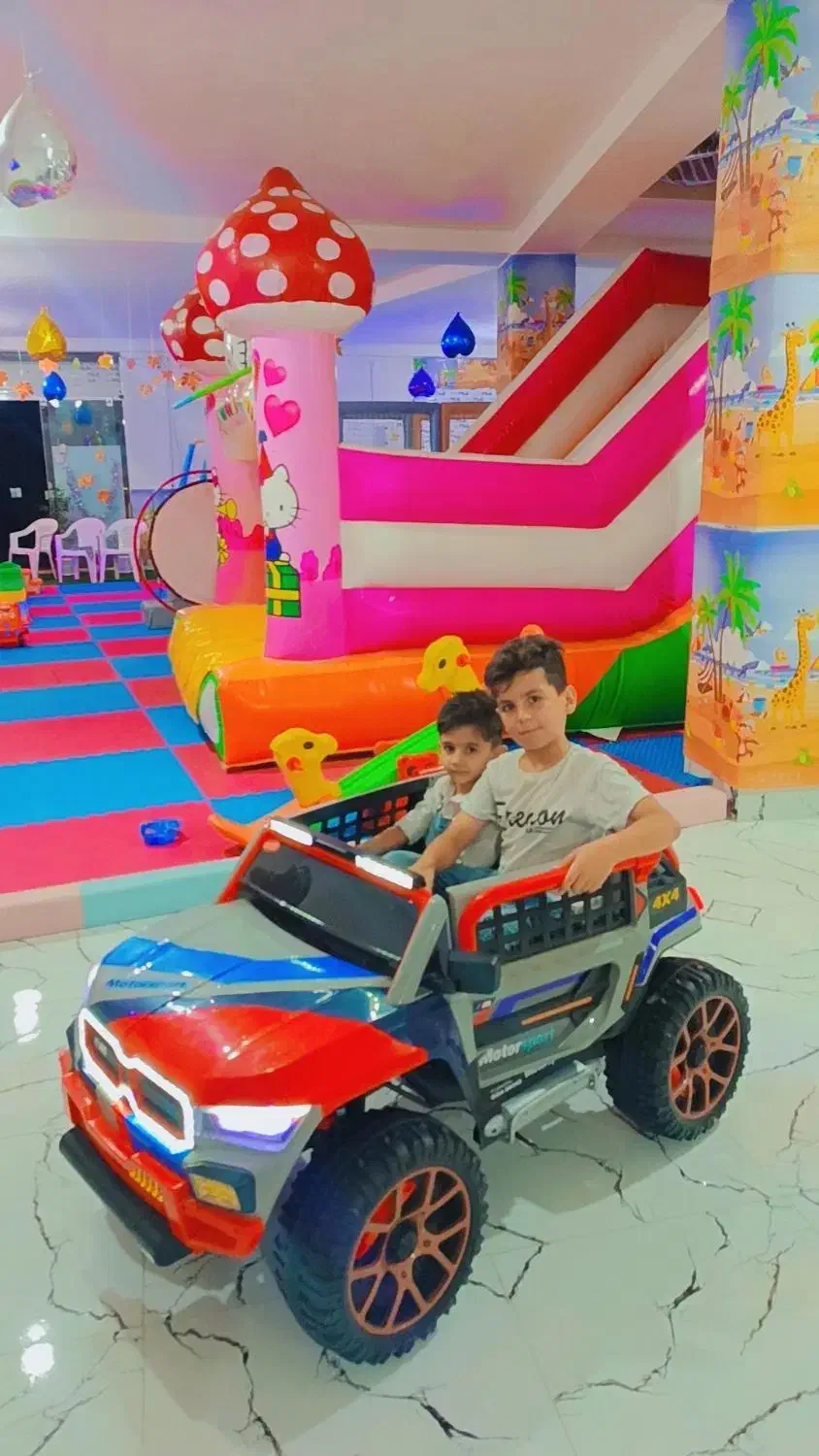 ماشین شارژی|اسباب‌بازی بچه|پاکدشت, پاکدشت (مامازند)|دیوار