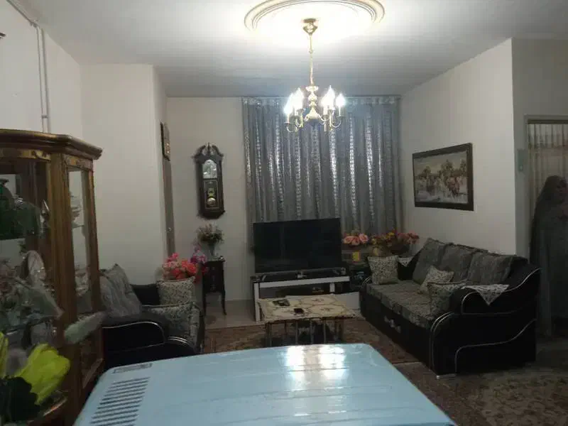 منطقه پنج کوچه ۵۱ طبقه سوم ۹واحدی/ ۷۳متر|فروش آپارتمان|محمدیه-قزوین, |دیوار