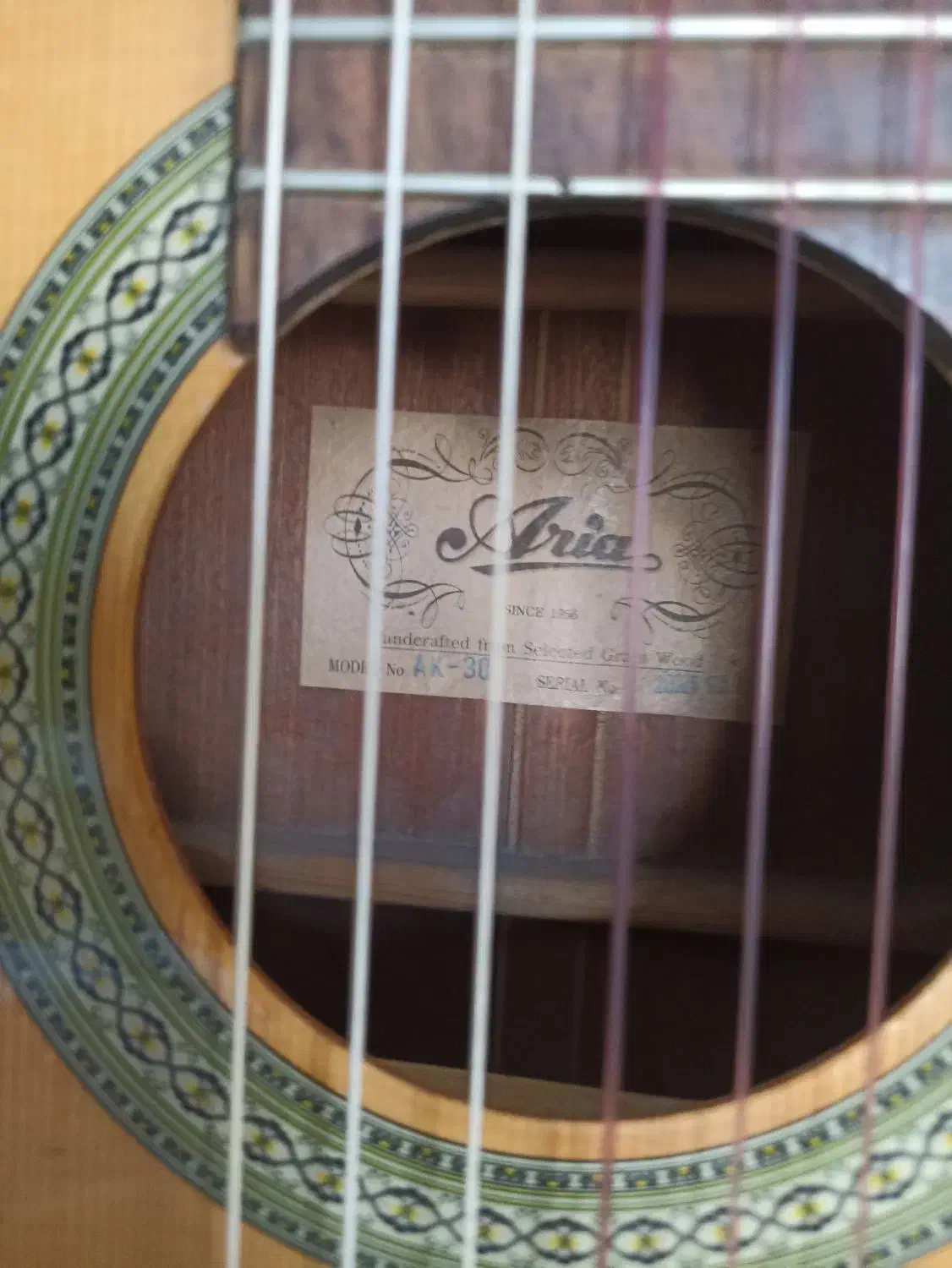 گیتار آریا ak30 اصلی و قدیمی سالم|گیتار، بیس، امپلیفایر|تهران, اکباتان|دیوار