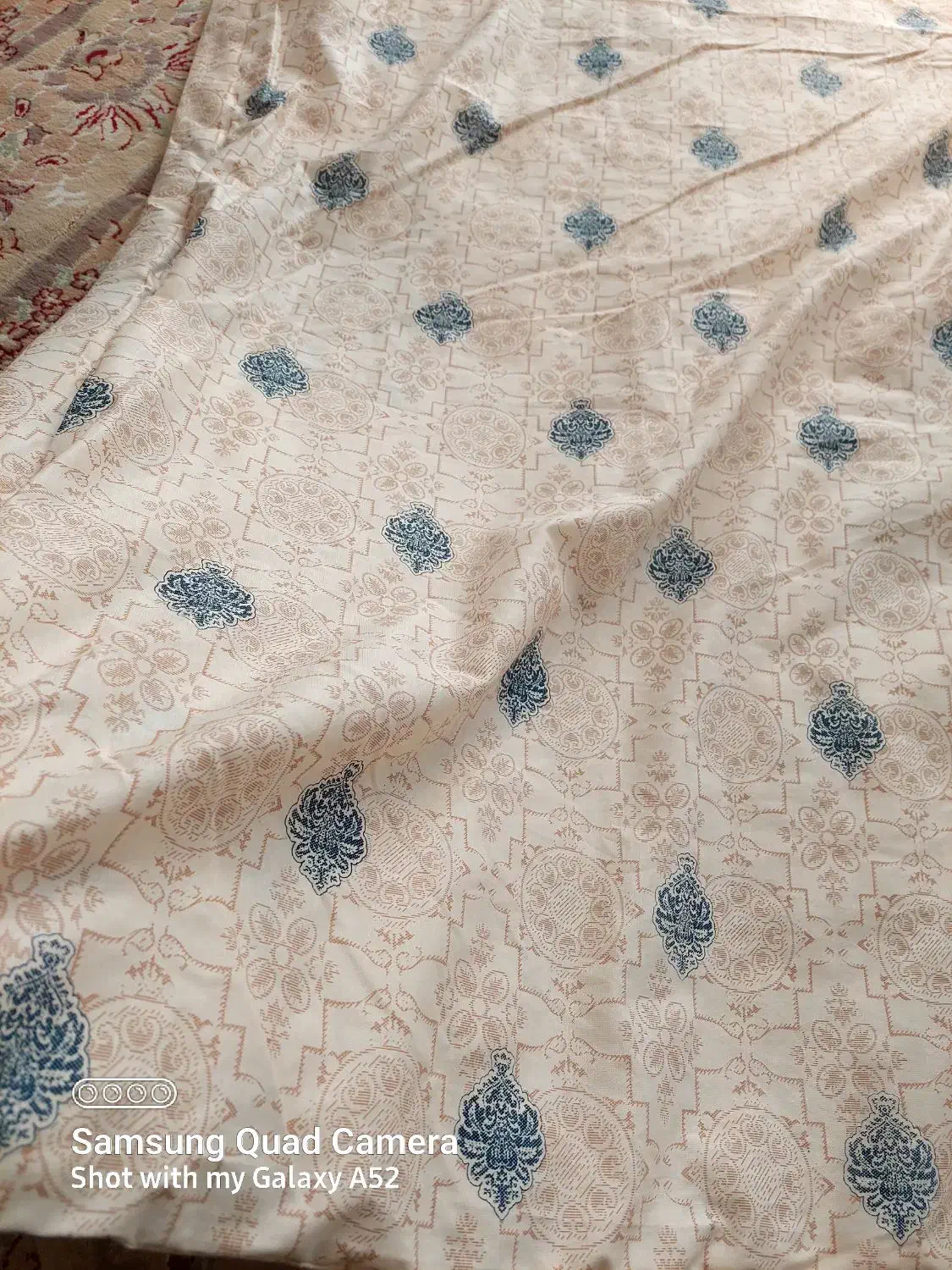 لحاف تشک مهمان|رختخواب، بالش، پتو|اردبیل, |دیوار