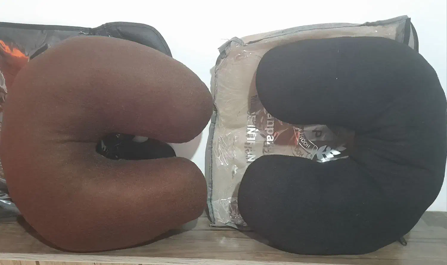 بالش دور گردنی برای کاشت مو|رختخواب، بالش، پتو|محمدیه-قزوین, |دیوار