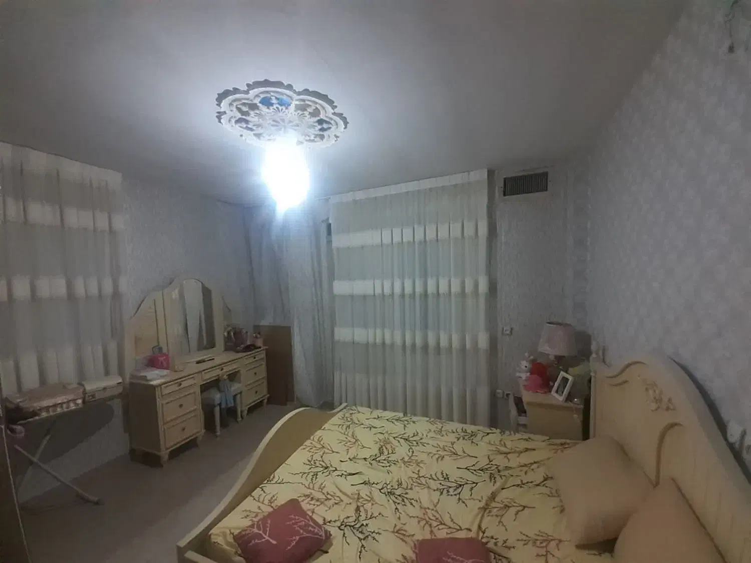 آپارتمان مسجد جامع فروش بصورت شرایطی|فروش آپارتمان|ورامین, ورامین|دیوار