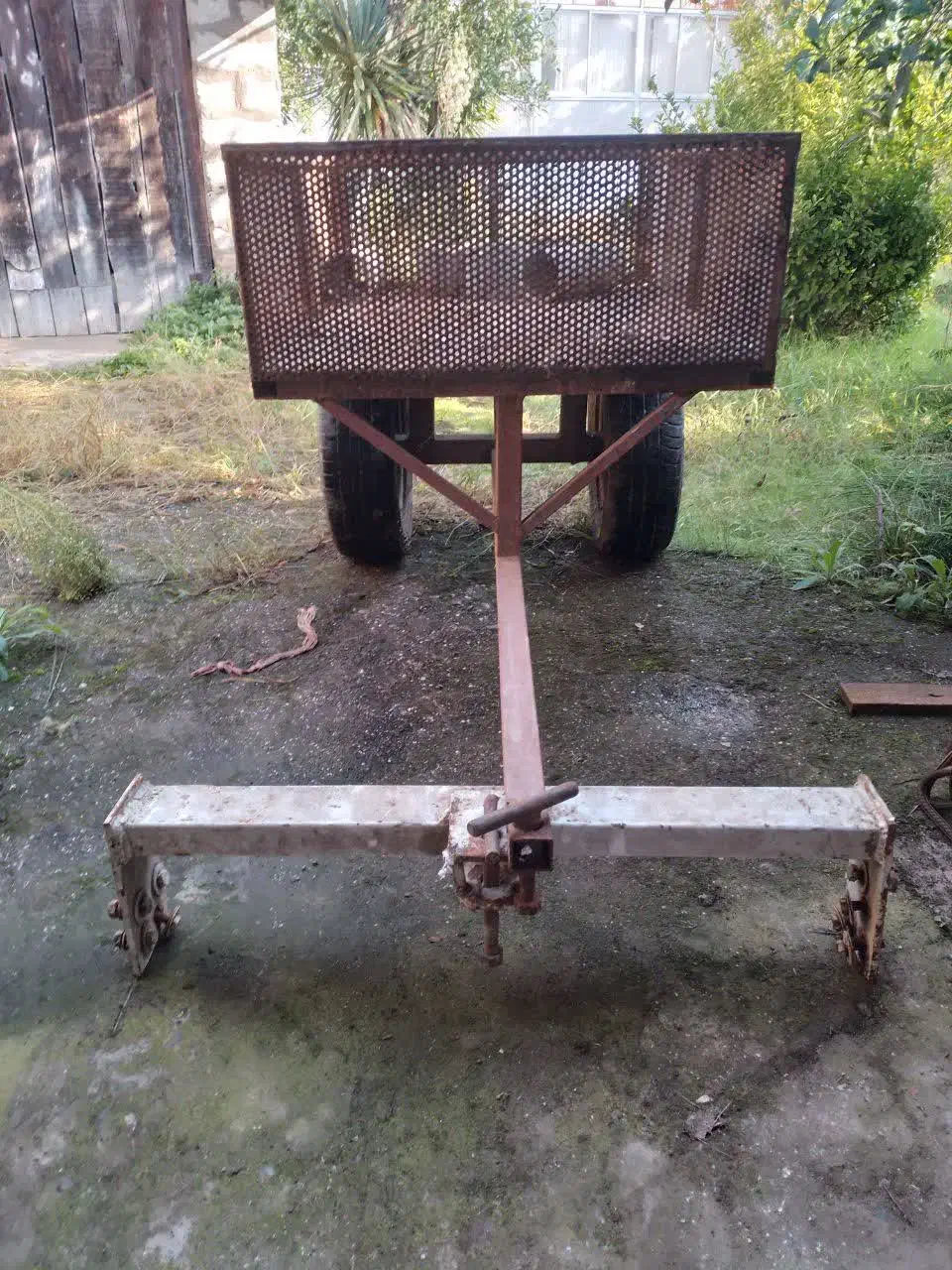 بارکش|ماشین‌آلات صنعتی|چاف و چمخاله, |دیوار