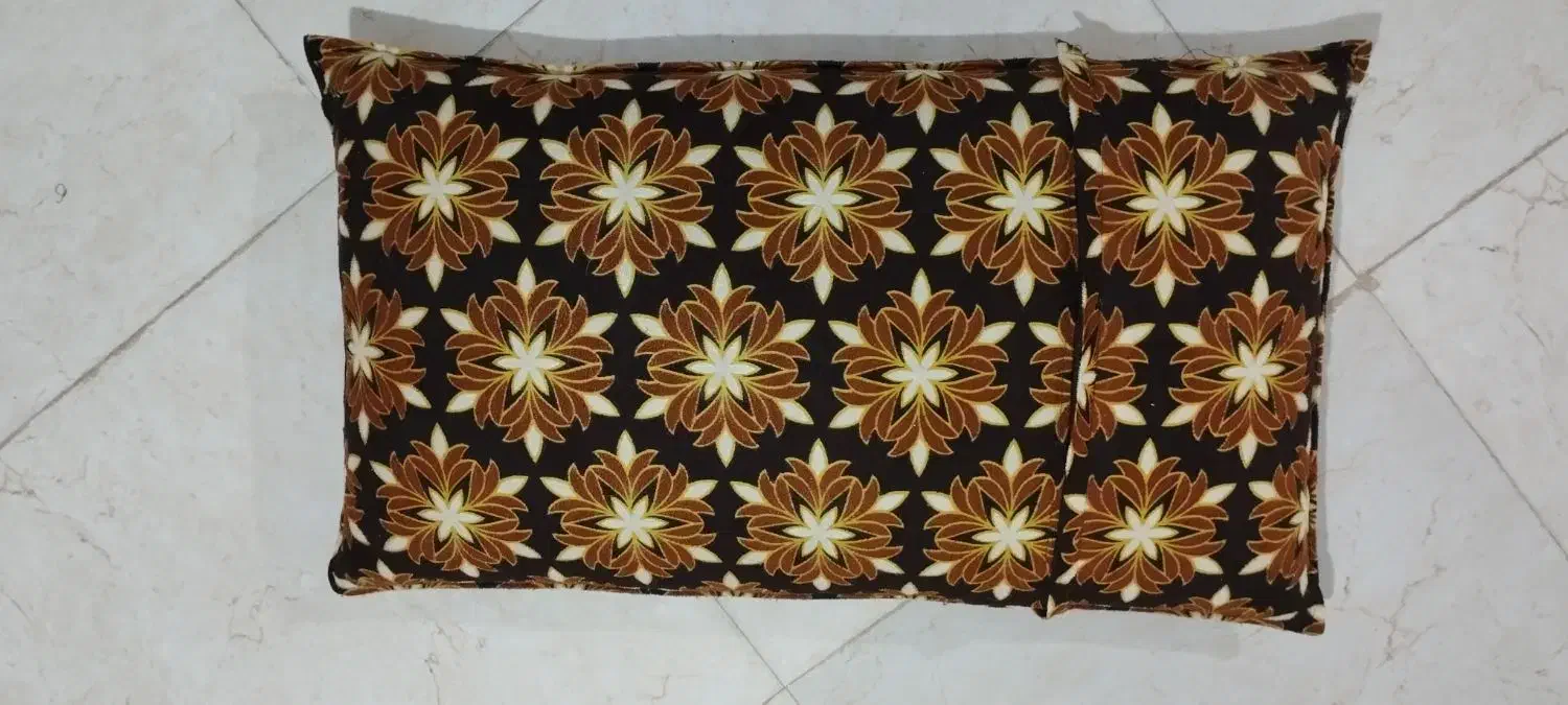 بالش پر|رختخواب، بالش، پتو|رشت, نخودچر|دیوار