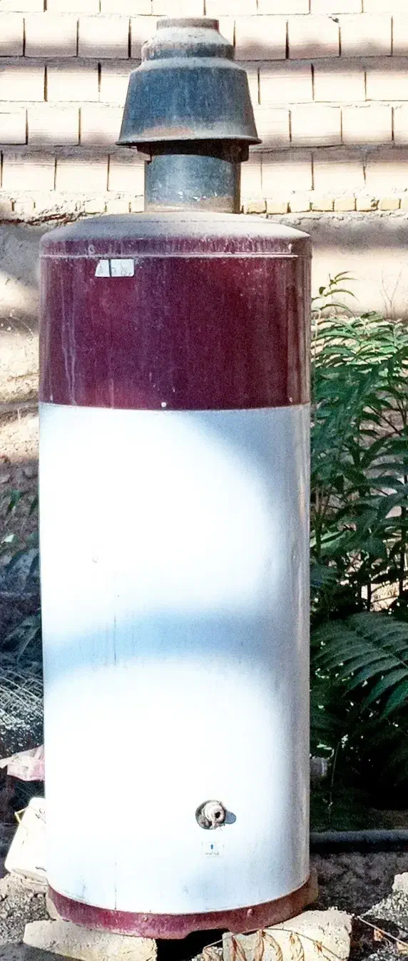 دوعدد آبگرمکن گازی و برقی با قیمت مناسب|آبگرمکن، پکیج، شوفاژ|هشتگرد, مدرس|دیوار