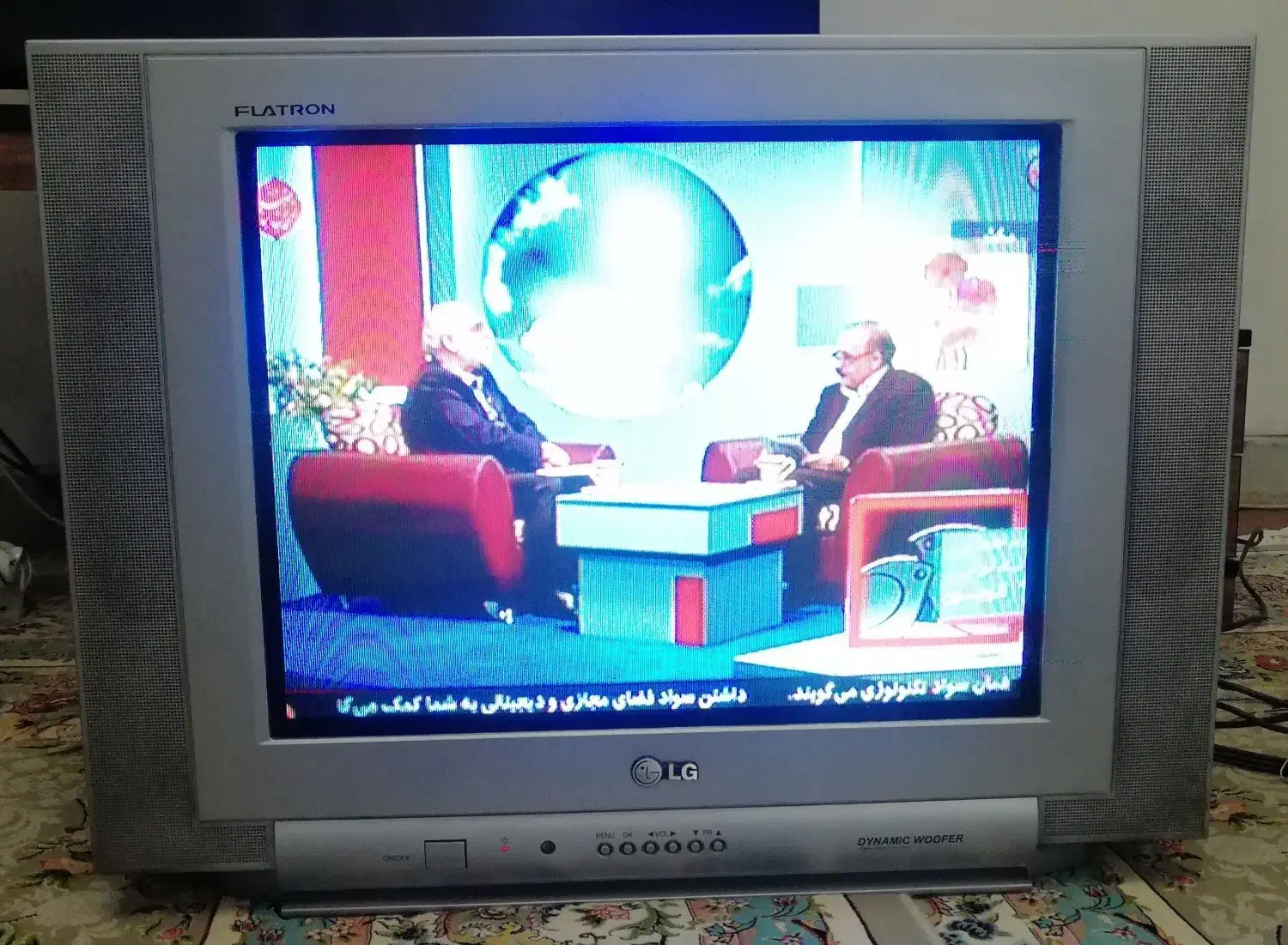 تلویزیون LG ال جی قدیمی|تلویزیون و پروژکتور|شیراز, فاضل|دیوار