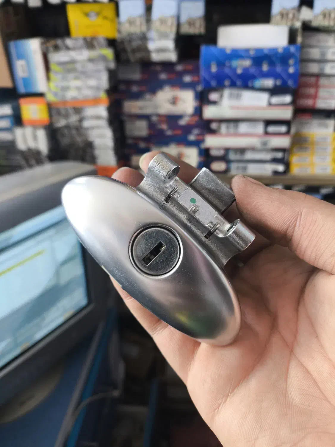 تعدادی لوازم ۲۰۶ آرسی rc|قطعات یدکی و لوازم جانبی|مشهد, شهرآرا|دیوار